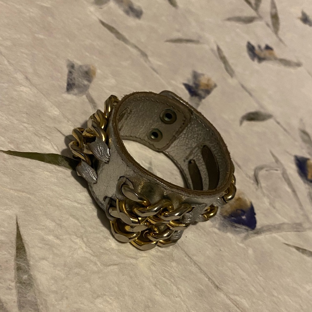Leather cuff